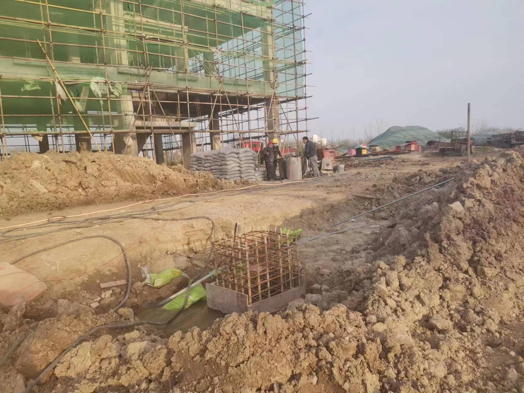 井陉矿当桥梁出现裂缝的时候应该及时加固修补